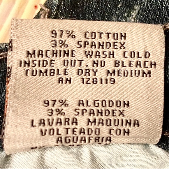 Grace in LA Blue Jeans - Picture 9 of 10